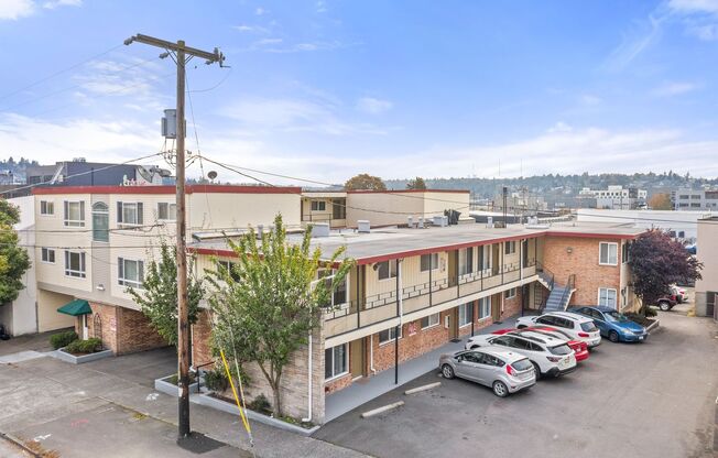 1 bed, 1 bath, 500 sqft, $1,545, Unit 13