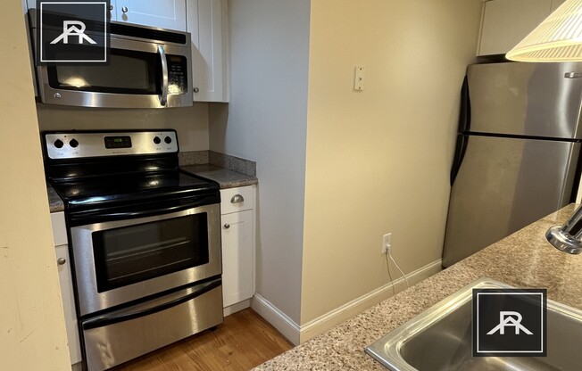 319 Saint Paul St # 5