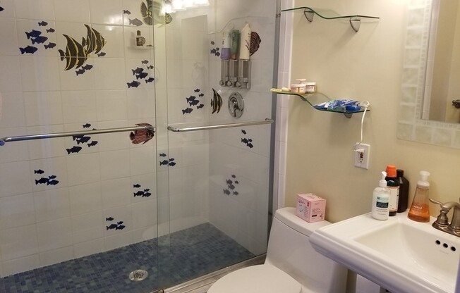 2 beds, 2 baths, 1,005 sqft, $4,200, Unit 601