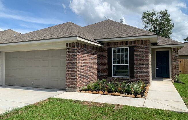 COMING SOON.... LIKE NEW - 3 Bedroom, 2 Bath in Summerchase in POINT AQUARIUS - 24hr guarded/gated community