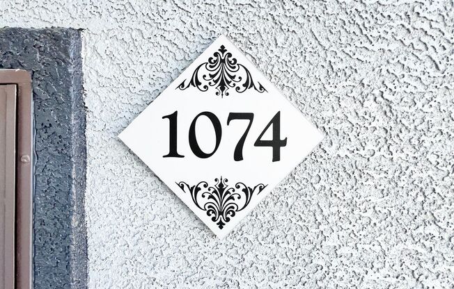 2 beds, 2 baths, $1,500, Unit # 1074