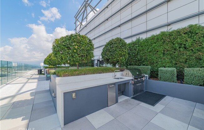 1 bed, 1 bath, 711 sqft, $2,800, Unit 1414