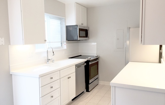 2 beds, 1.5 baths, 1,000 sqft, $3,295, Unit 58