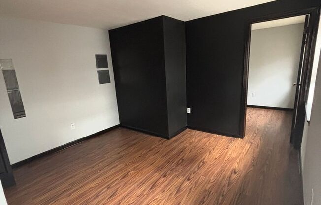 609 N. 11th St Philadelphia, PA 19123