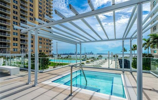 2 beds, 2 baths, $4,200, Unit # 1603