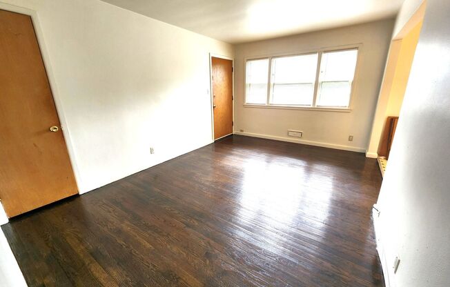 4278 N 84th Street