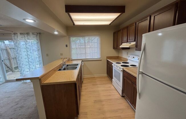 2 Bedroom, 2.5 Bath Townhome in Virginia Beach