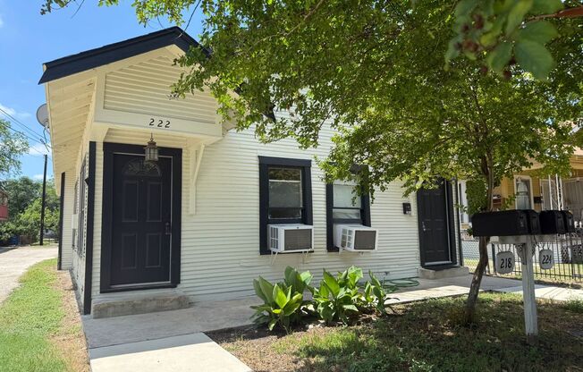 Property For Rent at 222 Lowell St, San Antonio TX 78210