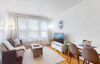 1 bed, 1 bath, 500 sqft, $2,500, Unit 43