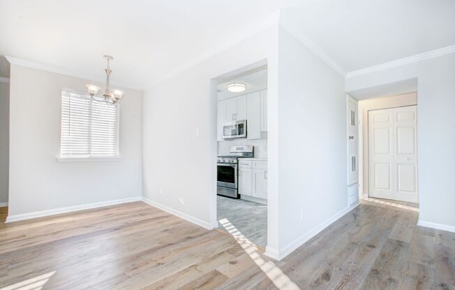 Renovated 2 Bed on Bladensburg Rd. NE!  Apply Today!