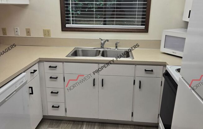 STATUS: AVAILABLE | T25 | $1695