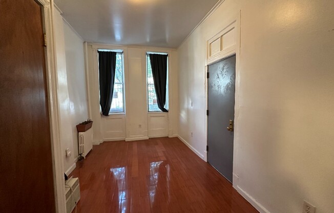 223 VAN BRUNT ST