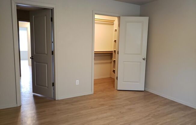 2 beds, 1 bath, 815 sqft, $1,550, Unit 213