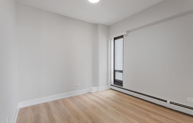 3 beds, 1.5 baths, 1,014 sqft, $3,200, Unit 8C