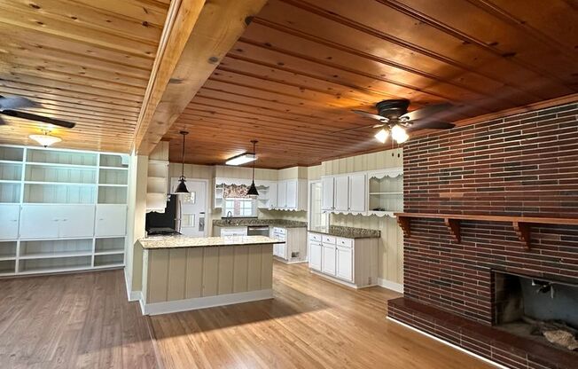 3 Bedroom Ranch in Gainesville!