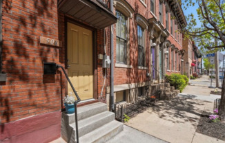 506 E N AVE