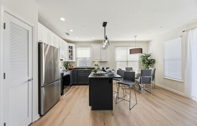 Modern 2 bedroom, 2 bathroom condo at the Villa Fontana Community in West San Jose