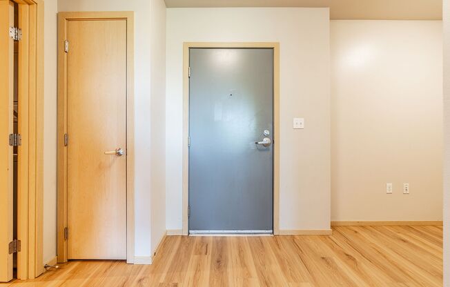 1 bed, 1 bath, 760 sqft, $1,933, Unit C504