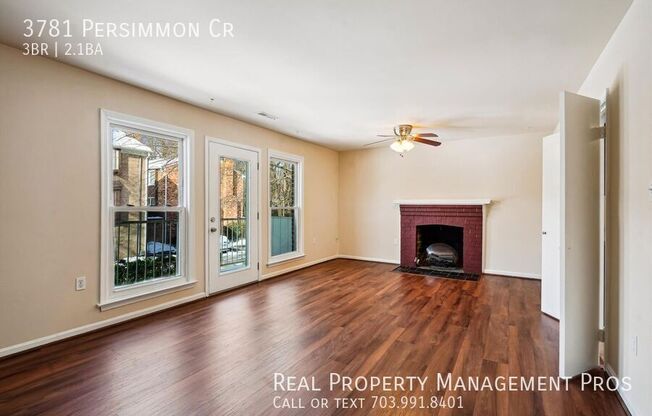 3781 PERSIMMON CRES
