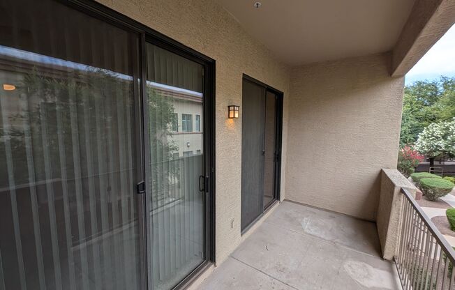 2 beds, 2 baths, $1,750, Unit Unit 2027