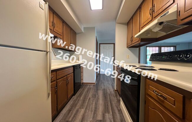 2 beds, 1 bath, 1,000 sqft, $1,295