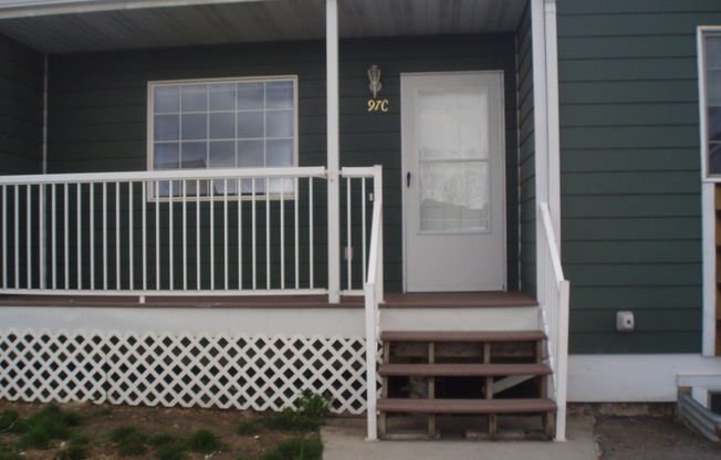 3 beds, 2 baths, $2,600