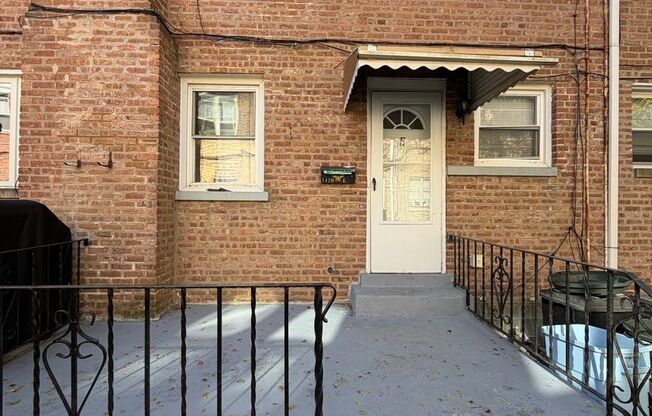 1420 N Harlem Avenue #E, River Forest, IL 60305