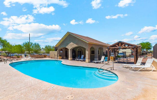 Swimming Pool at Bella Vita Apartments in Bullhead City