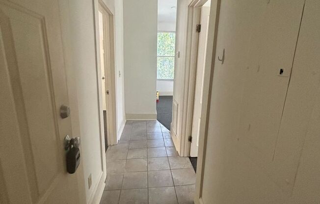 522 E 5th