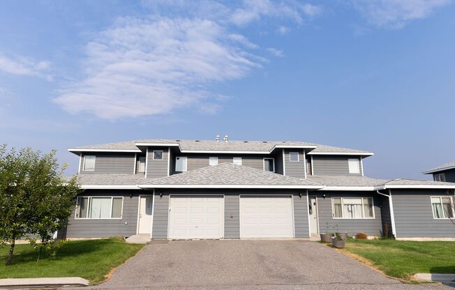 Oak Street Town Homes