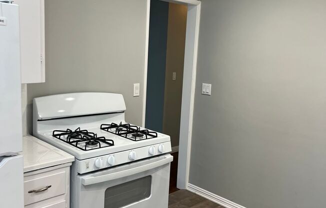 5 beds, 3 baths, $5,500, Unit 456