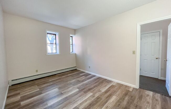 1 bed, 1 bath, 476 sqft, $1,280, Unit 102