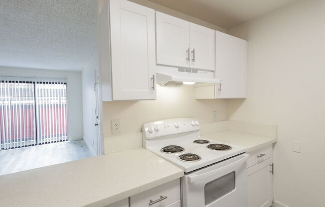 1 bed, 1 bath, 564 sqft, $1,425, Unit 61