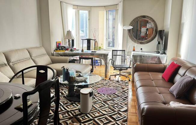 1 bed, 1 bath, 708 sqft, $4,800, Unit 22C