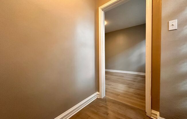 Rehabbed 2 Bed/1 Bath in Pilsen!