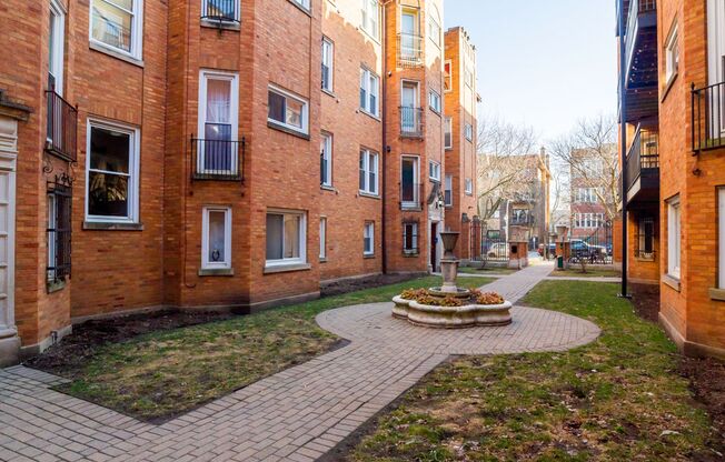 1 bed, 1 bath, 750 sqft, $1,650, Unit 6581-2