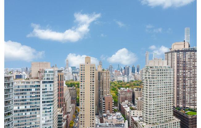 1 bed, 1.5 baths, $5,650, Unit 36E