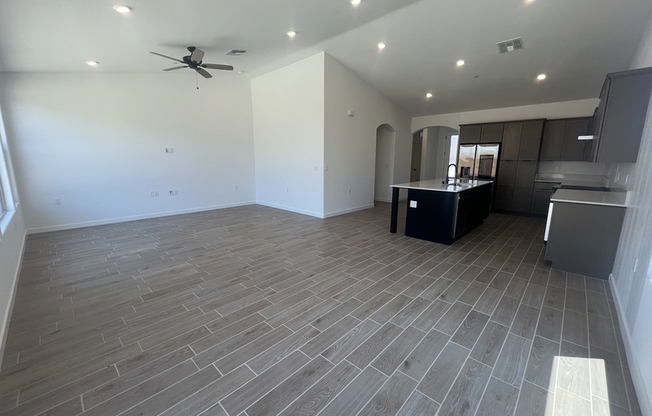 7319 OLIVE WOOD DR