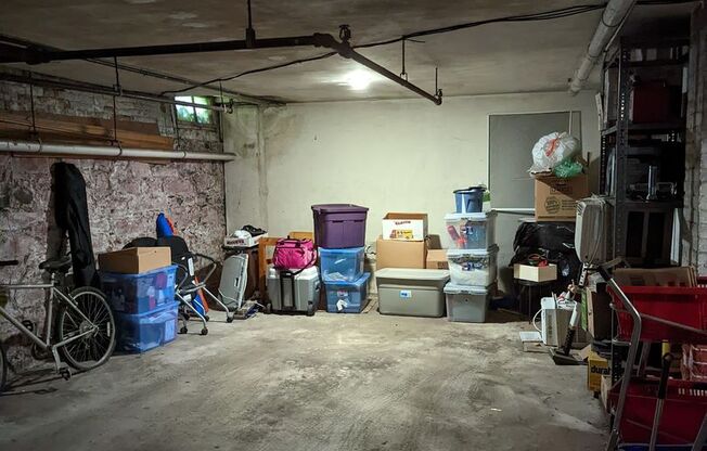 Mid Cambridge 1 bedroom with garage parking for 9/1