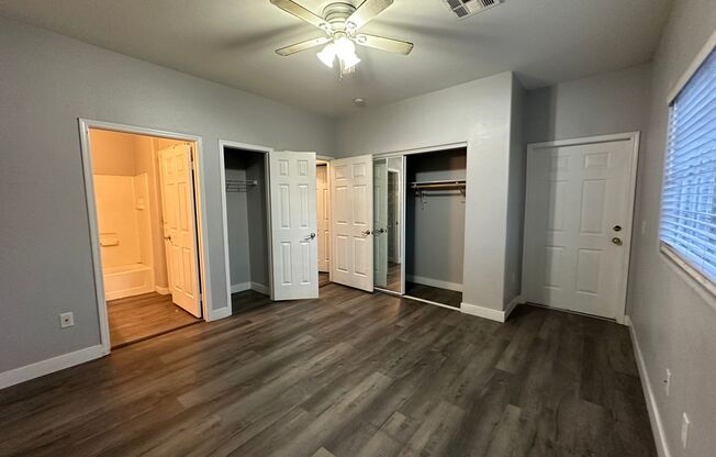 3 beds, 2 baths, $1,400, Unit # 1172