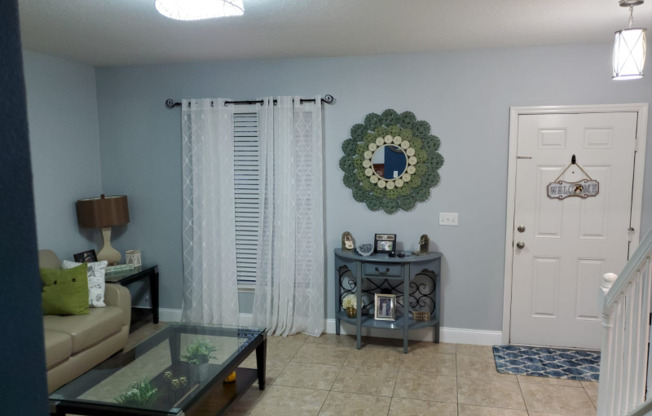 2245 TULIP VLY PT