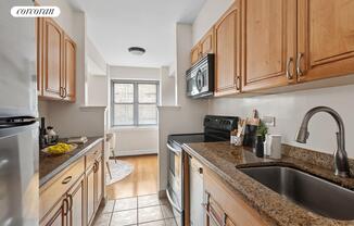 1 bed, 1 bath, 850 sqft, $5,400, Unit 3P