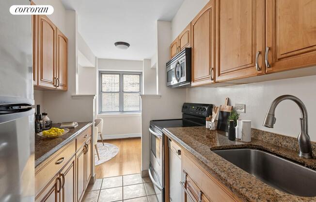 1 bed, 1 bath, 850 sqft, $5,400, Unit 3P