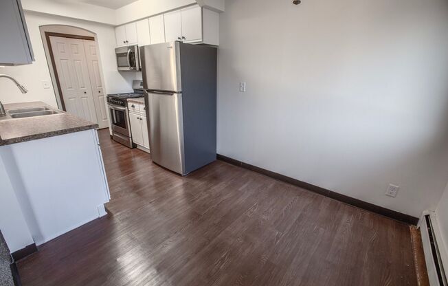 1 bed, 1 bath, 674 sqft, $1,299, Unit 311