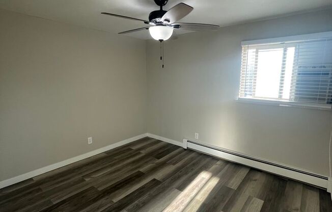 2 beds, 1 bath, $1,095, Unit Apt. 218