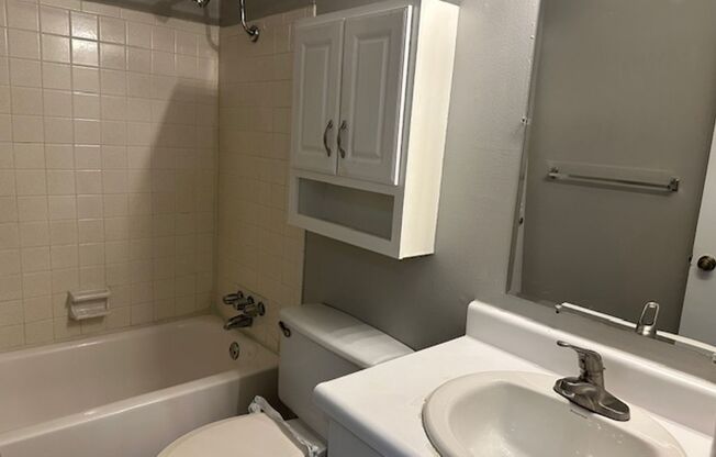 1 bed, 1 bath, 615 sqft, $665, Unit 1209-202