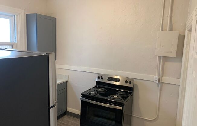 1 bed, 1 bath, 450 sqft, $1,095, Unit 212