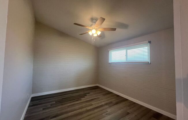 2 beds, 1 bath, $1,245