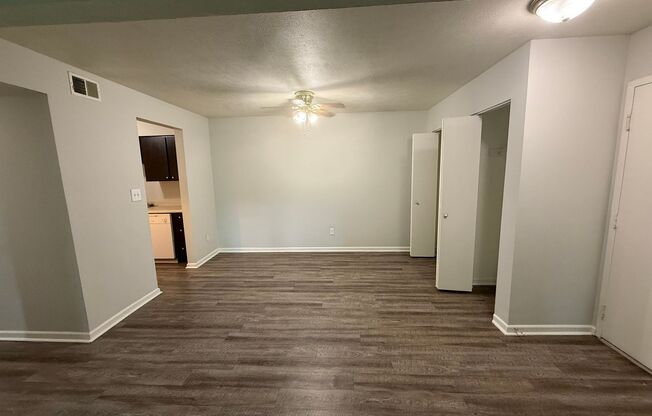 1 bed, 1 bath, 646 sqft, $785, Unit 358C