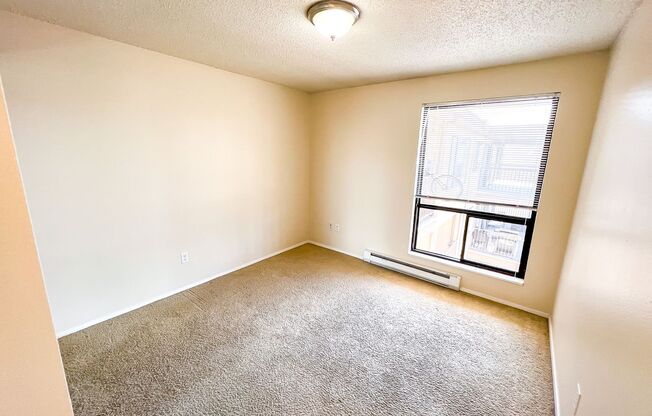 4 beds, 2 baths, 1,732 sqft, $4,595, Unit 100